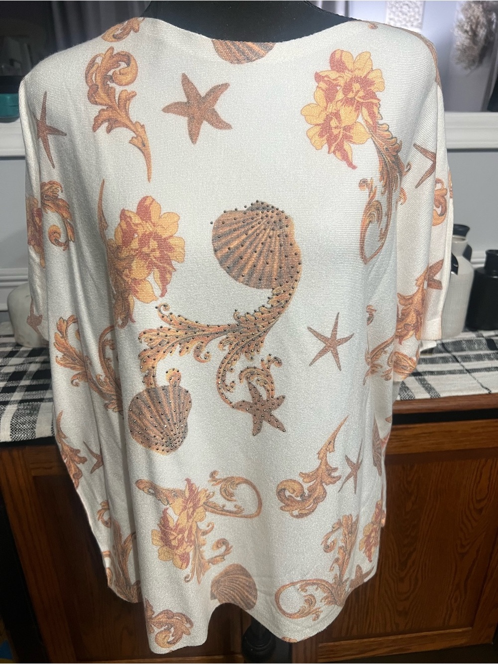 Bila Milano Cream Seashell Print Rhinestone accent top